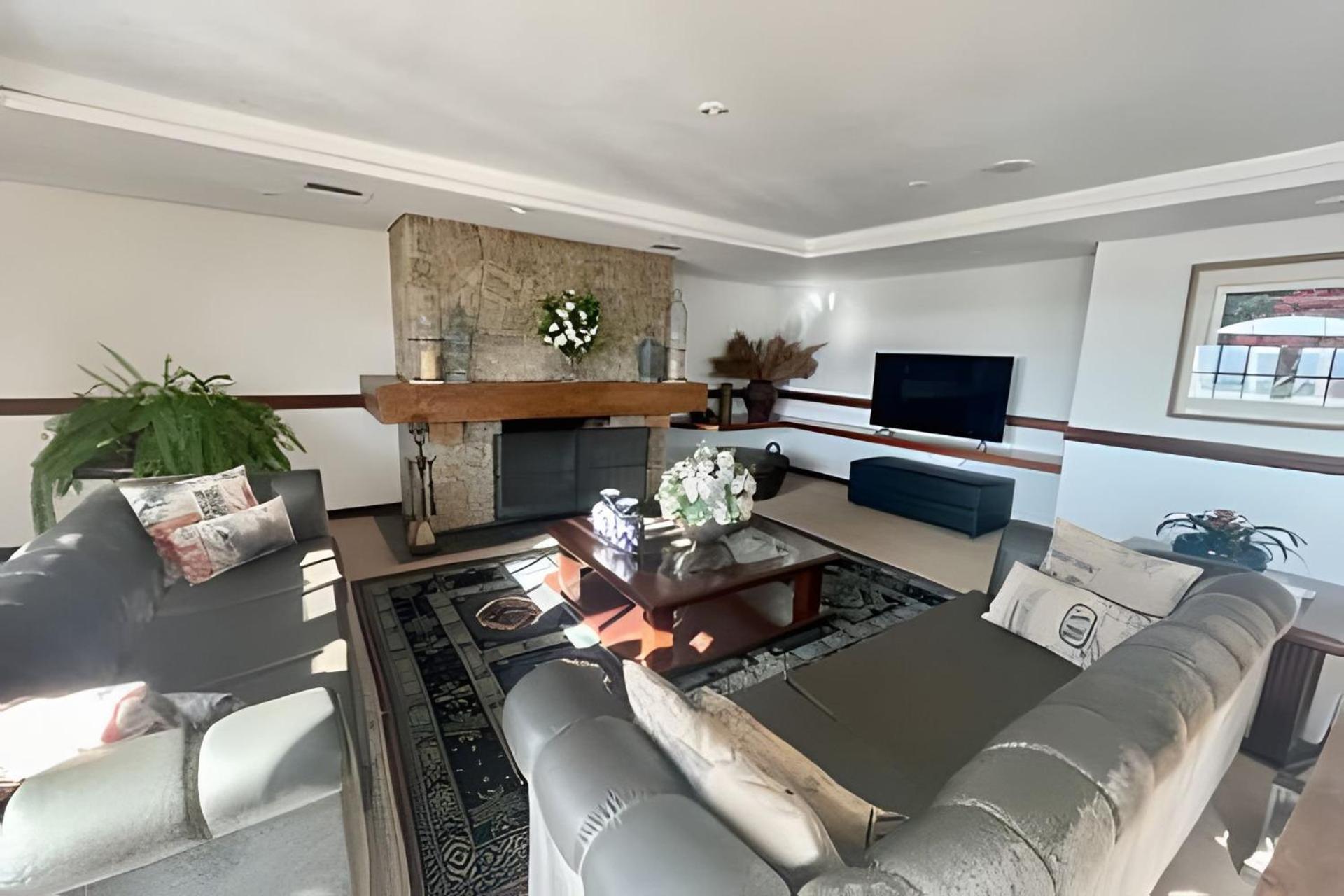 Apartamento Mineir.inn | Piscina Aquecida E Lareira Na Serra Campos do Jordão